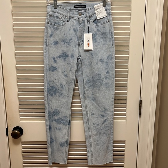 22. Calvin Klein High Rise Straight Jeans in Tie-Dye Effect Acid Wash - Picture 2 of 16